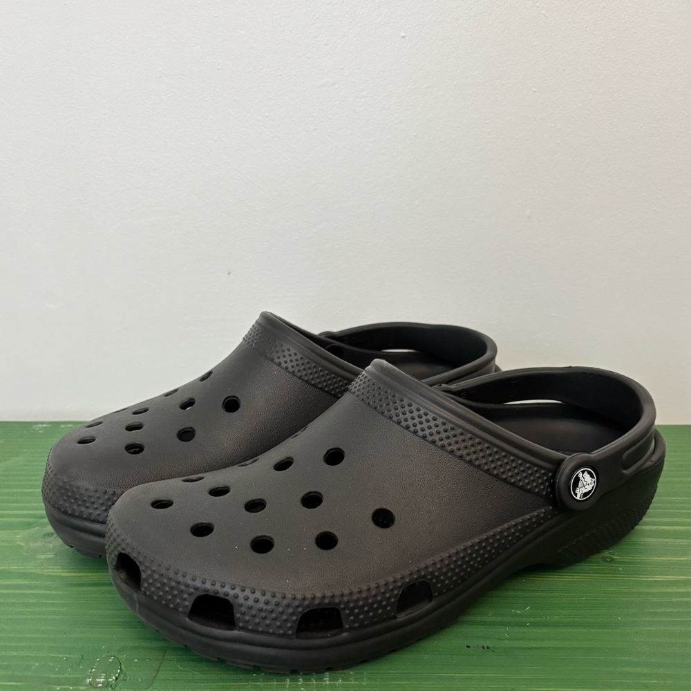 Crocs Classic Clogs